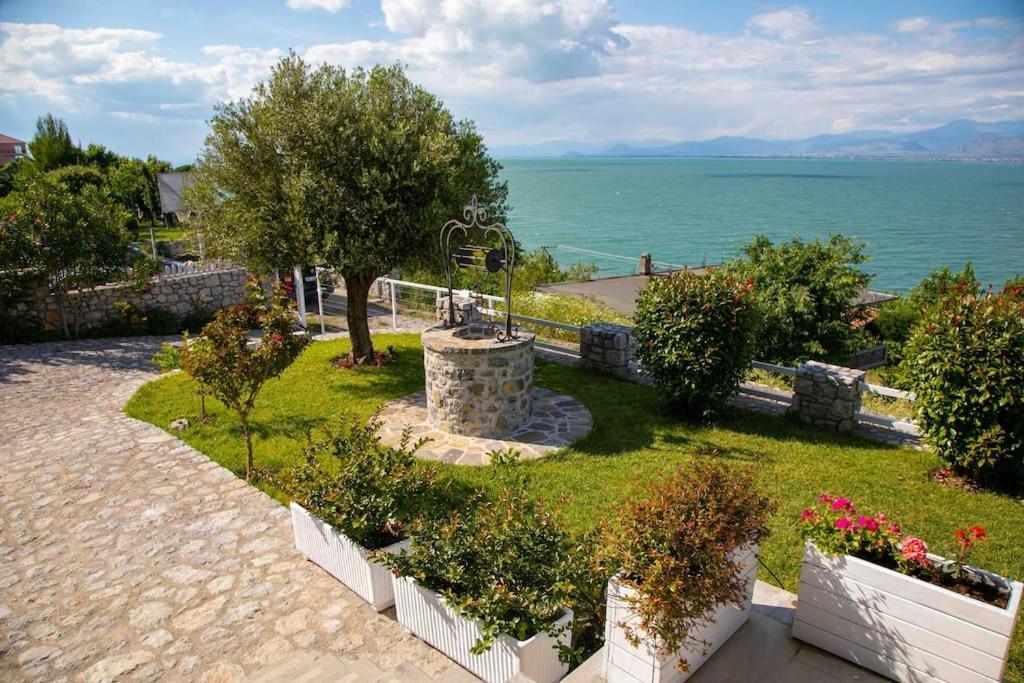 Vintage House With Stunning View Of Shkodra Lake Villa Eksteriør billede